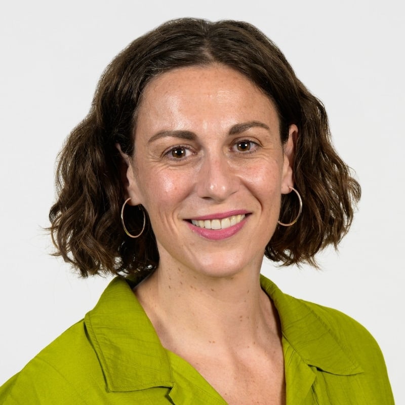 Carly Kind image