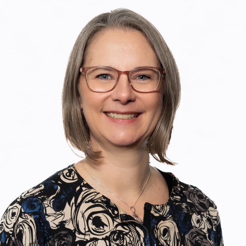 Monique Roberts image